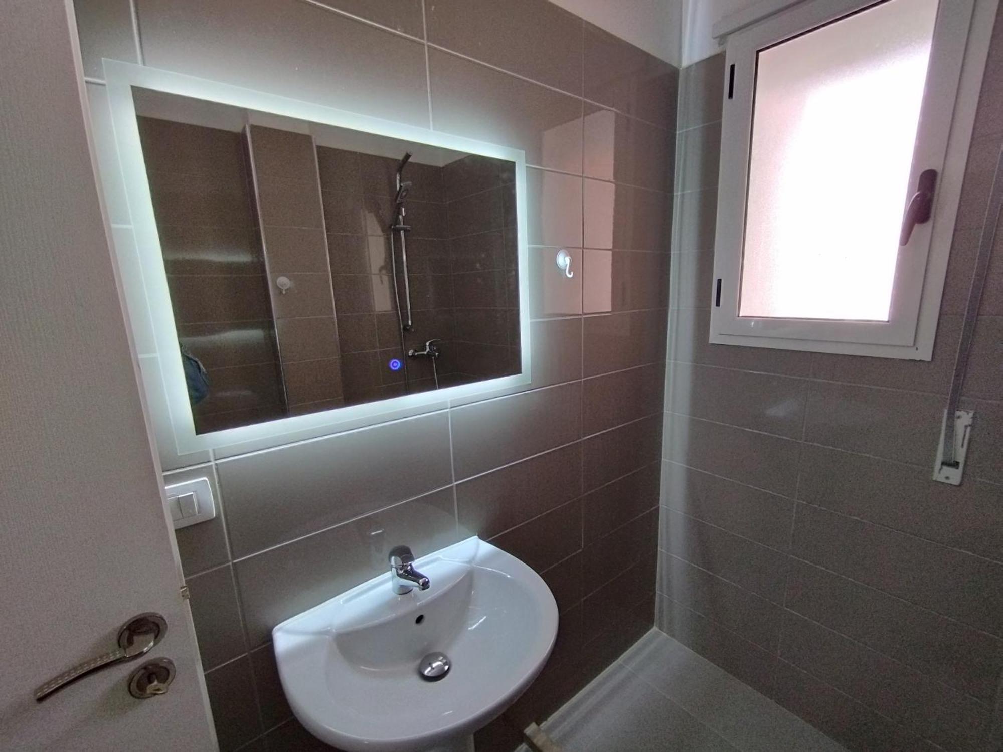 Hergi Apartament Vlore Luaran gambar