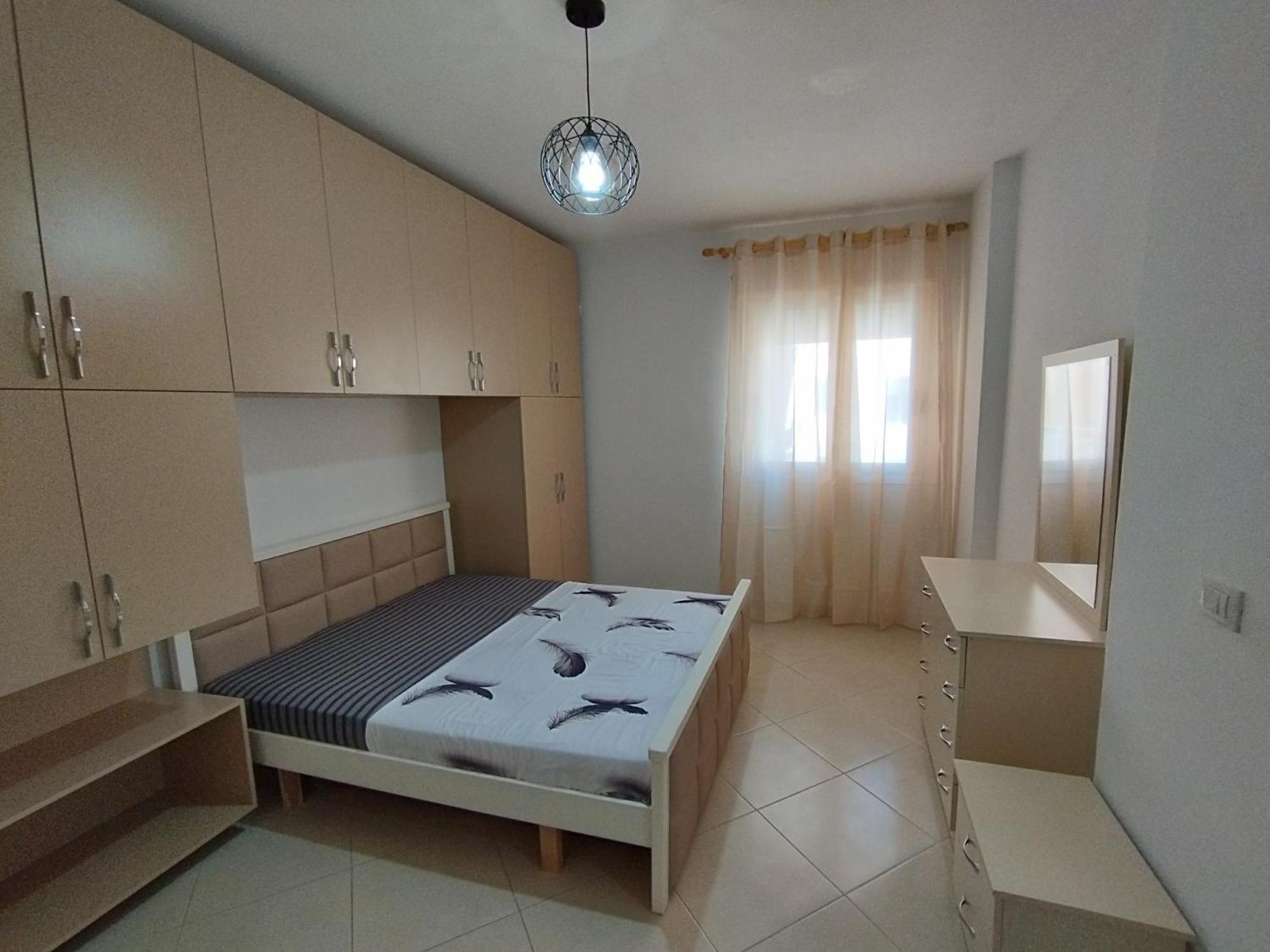 Hergi Apartament Vlore Bilik gambar